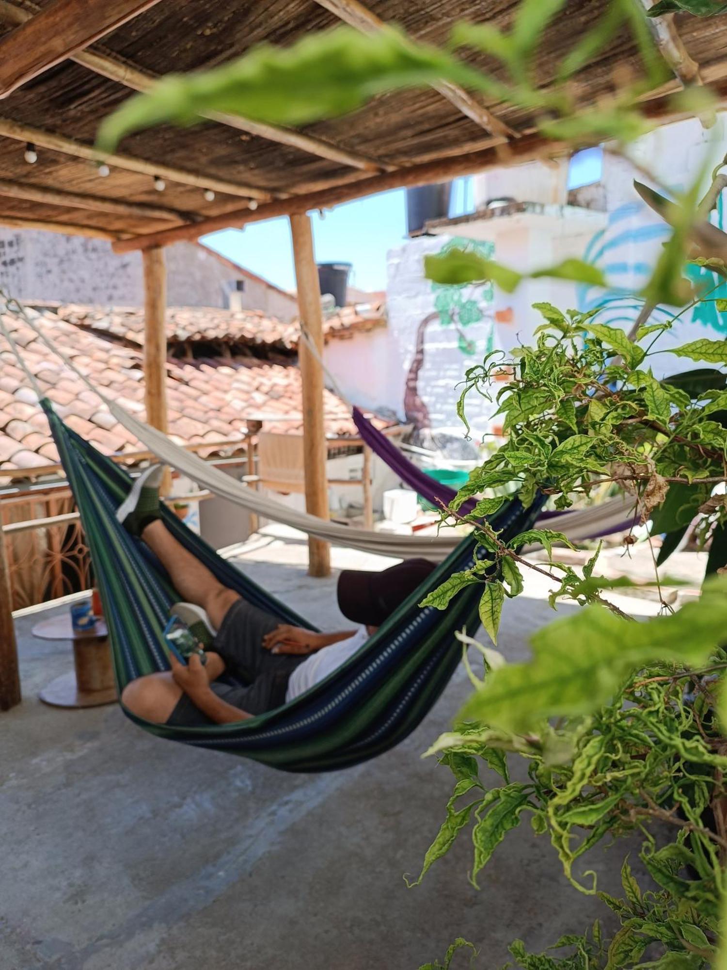 Adventure Hostel Сан-Хиль Экстерьер фото