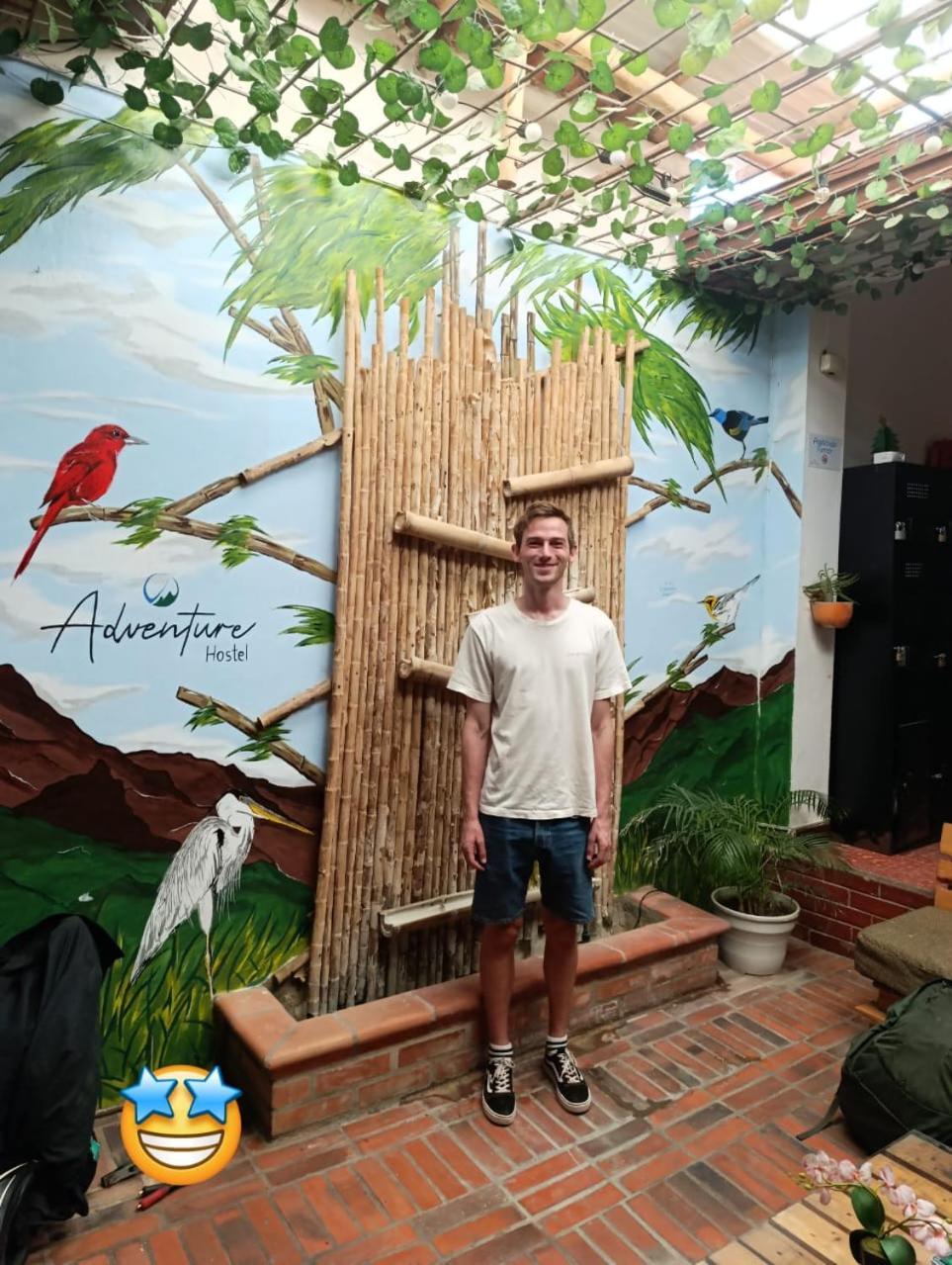 Adventure Hostel Сан-Хиль Экстерьер фото