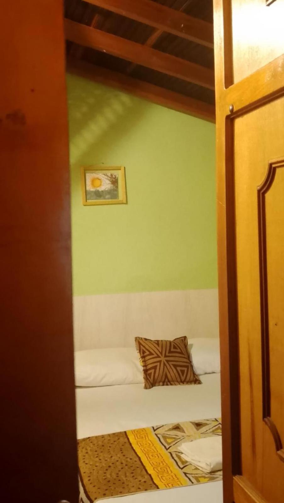 Adventure Hostel Сан-Хиль Экстерьер фото
