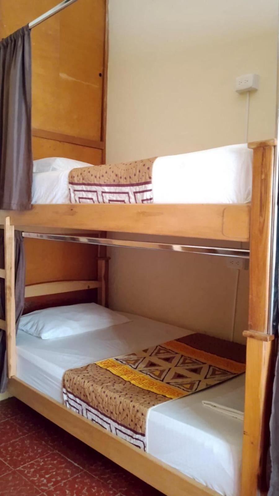 Adventure Hostel Сан-Хиль Экстерьер фото